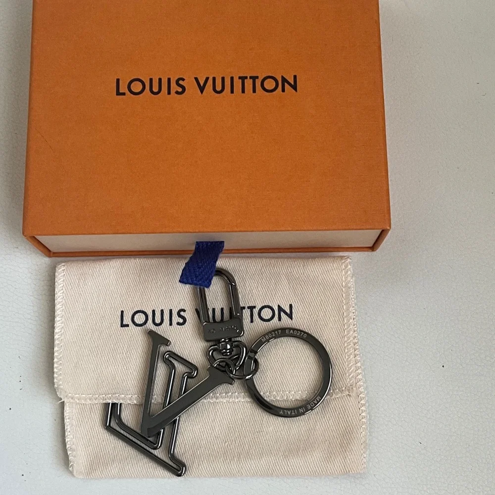 Louis Vuitton Gunmetal LV Initial Key Holder - Dark Metallic